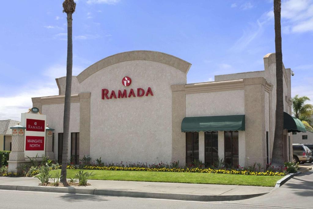 Ramada by Wyndham Anaheim Maingate North Main image 1